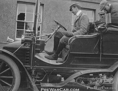 A 1906 six seater Mystery? (update II: Wolseley Wagonette! )