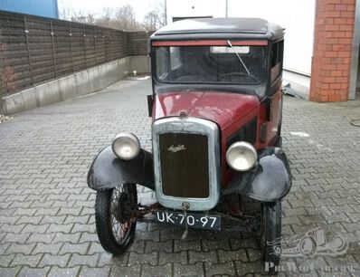 LHD Austin Seven Taxi (Upd.'s  1933 LWB  RP saloon)