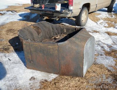 Albert Barn find...but what is it? (Upd. Overland Yes, 1914 Not)