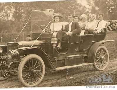 A 1909 Indiana Touring Mystery (Upd. 1906 or '07 'overslung' American)