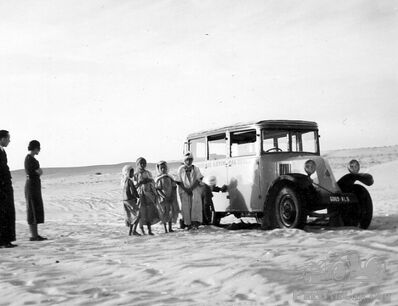 Through the desert on a bus with no-name (Upd.: 1925 KZ 14/45)