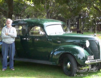 Fine 1938 Hudson sedan, but these gauges...!