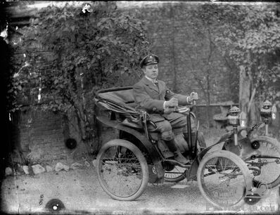 A Belgian (?) Mystery car (Esculape / La Mouche)