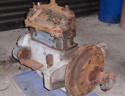 A fresh Czech engine Mystery (upd. pre 1910 Ballot? Bianchi? )