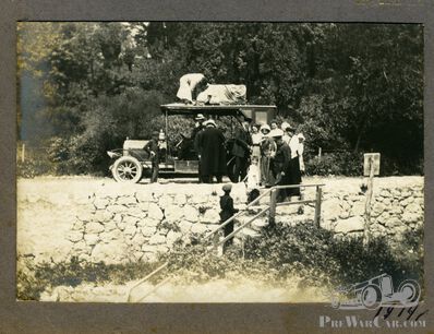 Grand touring mystery from Russia (update: Darracq ?)
