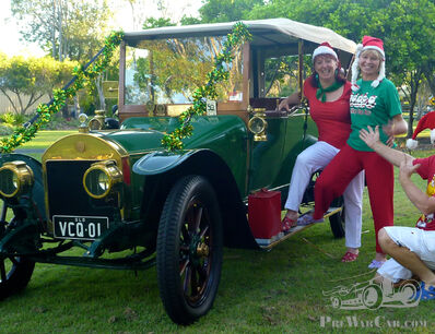Warm & Sunny Xmas greetings from Down Under