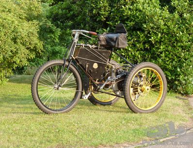 Pedalling like Hercules: in the saddle of a 1901 De Dion Bouton Tricycle