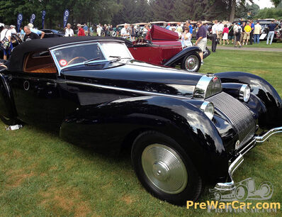 Contrasts at St. John's Concours
