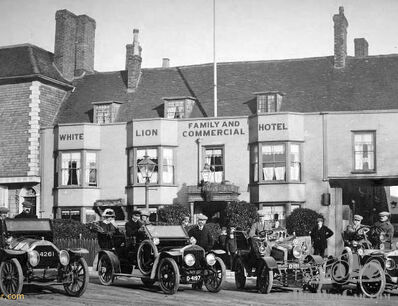 A mystery meeting in Tenterden (UPD. De Dion, Straker-Squire, Darracq, Straker-Squire)
