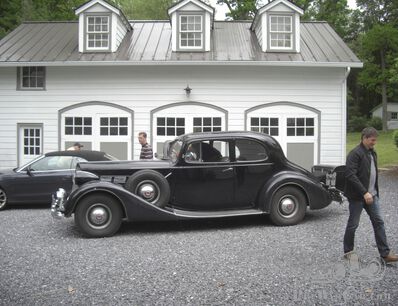 Restored to Packard Glory:1937 Super Eight
