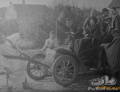 A Dutch household Mystery (update: 1902 Déchamp)