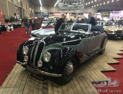 Spotting pre-war cars at InterClassics show