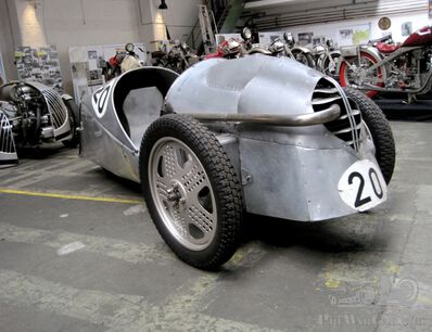 Ernst Neumann Neander; an early genius in arts and motoring