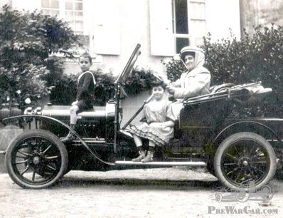 Madame Delpent and her Delage