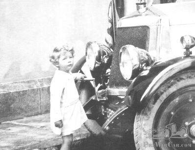 Kings and old car: a tribute to King Michael I of Romania