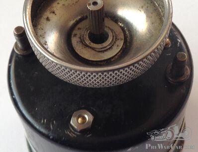 Help to identify my dash clock 