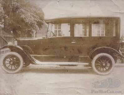 Welche Farbe, glauben Sie, hätte dieser geheimnisvolle Wagen gehabt?