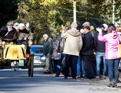 Time travellers turn back clocks on the hallowed road from London to Brighton