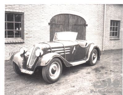 Who knows more about this BMW 319/1?