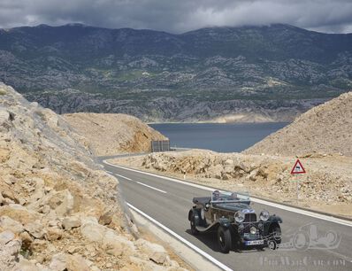 Earlier this week in the PreWarCar.com magazine...