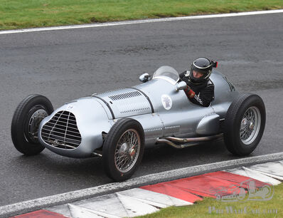 2019 Award Hat Trick for The Vintage Sports-Car Club!