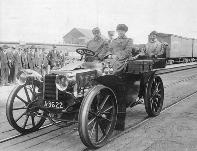 The first car to cross the Canadian Rockies