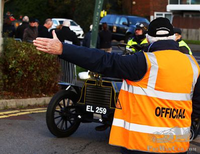 The safety to drive old cars on public roads