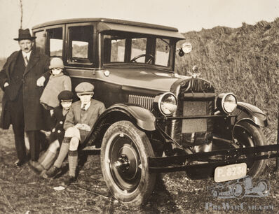 My grandfather and his (mystery?) cars