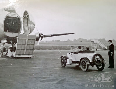 A 1929 Jowett being loaded on the mighty Channel Air Bridge