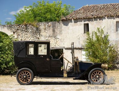 The wild Renaults of a winemaker