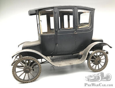 Dora Duck’s drawing room on wheels