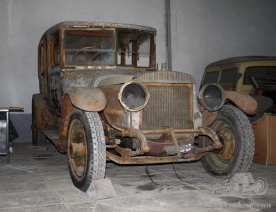 The Indian philanthropist and his Golden Daimler