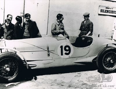 RARE DELAHAYE LE MANS SURVIVOR CAUSES A BUZZ AT BONHAMS MONACO SALE