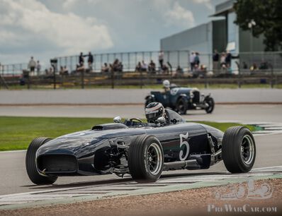 Bentley Drivers Club at Silverstone:  Eastick triumphs in Golden Jubilee Times Trophy race as Bentley celebrates 100 years of motorsport success