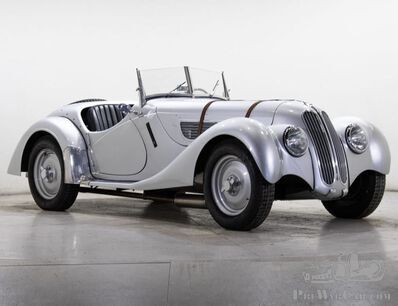 Driving a cyclecar, the lazy hazy crazy days and more...