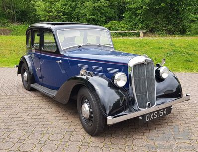 An exciting drive through Paris, Mincemeat man's motor, Hudson into the wild, and more…