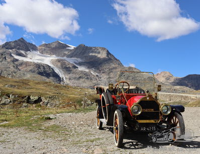 250 km rijden over Alpencols met een auto uit 1912