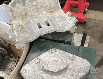 Geheimnisvolle Doppelmagnethalterung.
