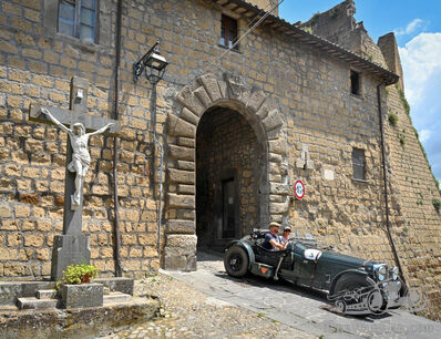 The other pre-war rally in Italy