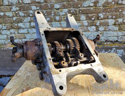 Who can help identifying this gearbox?