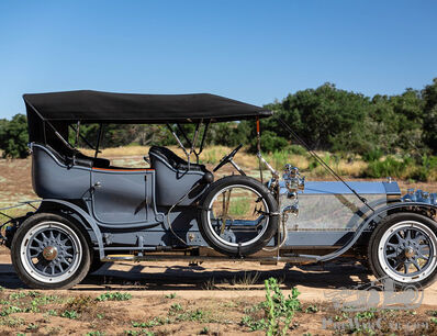 Une voiture mystère, les expériences malheureuses, la Bugatti perdue d'un peintre français, et bien plus encore...