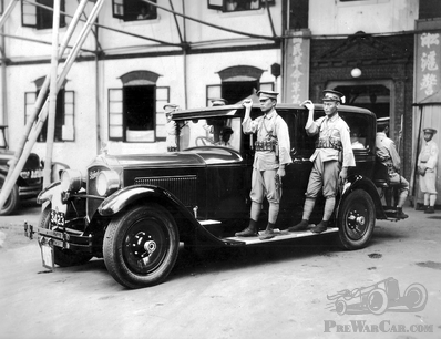 De presidentiële Packard van een Chinese krijgsheer