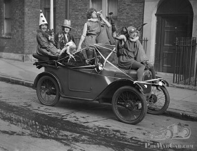 Gelukkig nieuwjaar van PreWarCar.com!
