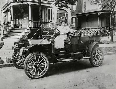 Une voiture pour le chapelier fou: la Friday Lady à la pointe de la mode sort en Buick