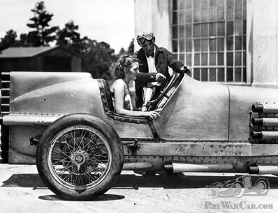 The rocket man and the silver-screen queen: Mary Pickford tries the Haugdahl Special
