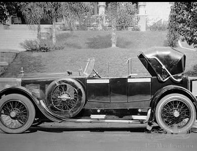 Charlie Chaplin's Minerva