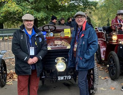 Two lucky winners enjoy the Brighton Run with the Veteran Car Club