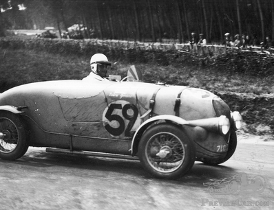 Twenty-four hours with 23 horsepower: the Simca-Gordinis that tackled Le Mans