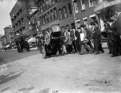 Una Buick danzante: Roy Repp e Maude la Motor Mule