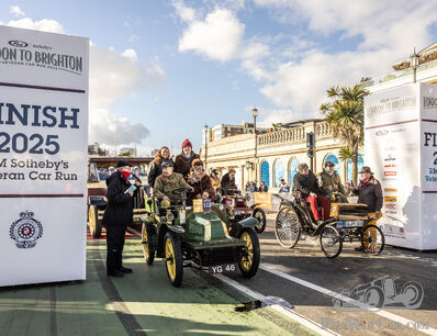 Sonnenschein begrüßt 340 Veteran Car Run-Finisher in Brighton